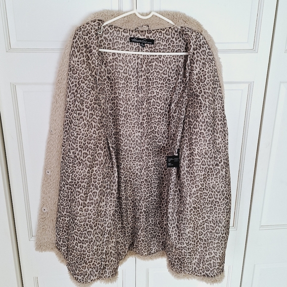 Kenneth Cole teddy bear winter coat -- NWOT - Picture 5 of 8